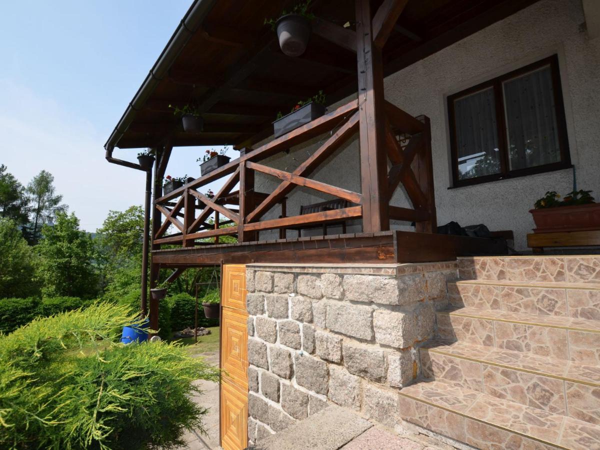 House With The Pool And Fenced Garden Villa Hnanice  Dış mekan fotoğraf